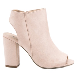 Ch. Creation Closed Sandals Light Pink