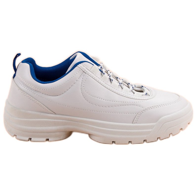 Women's sports shoes white