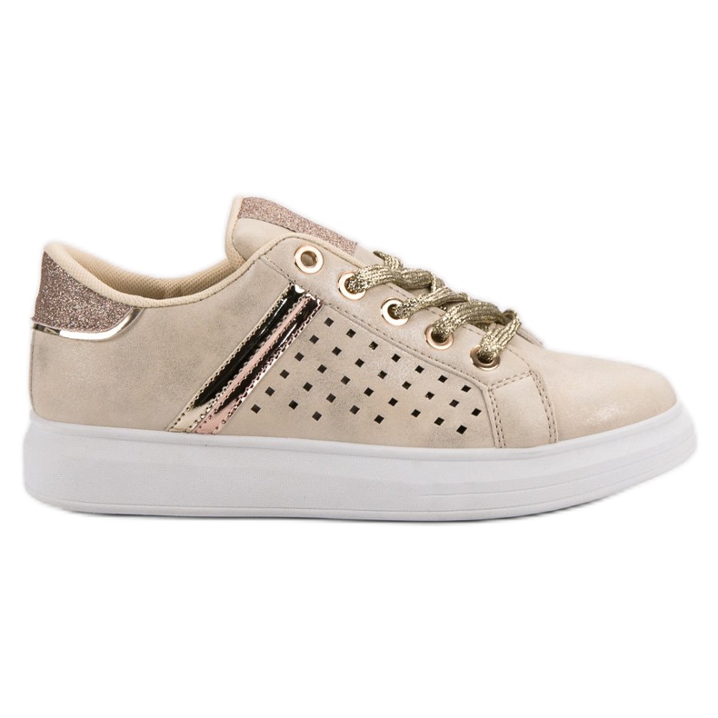 Fashionable Sports Shoes brown