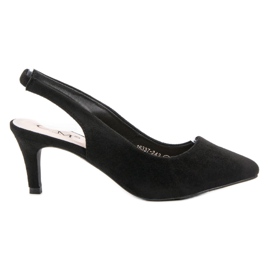 Cm Paris Pumps With A Discovered Heel black