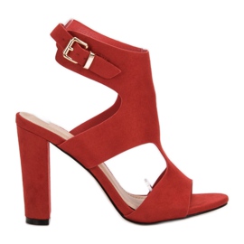 Ideal Shoes Sexy high-heeled sandals red