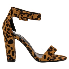 Goodin Sandals On A Bar brown