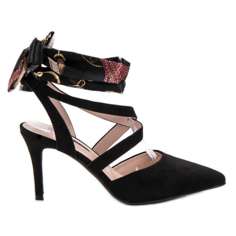 Milaya Stilettos tied with a ribbon black