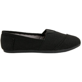 McKey Black Slipons McKey Black Slipons