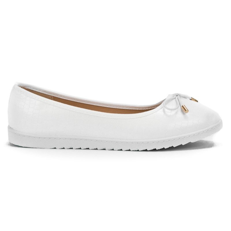 Comer Elegant white ballerinas