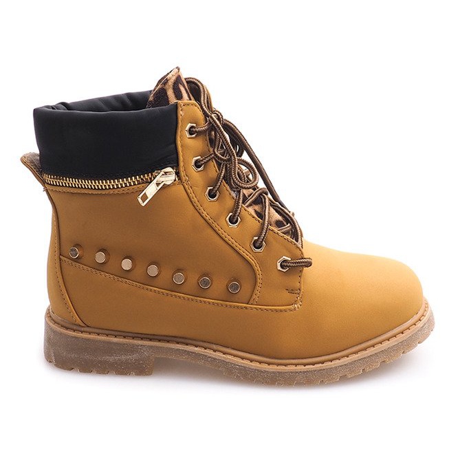 Warm Trappers With Ornaments A06 Camel brown