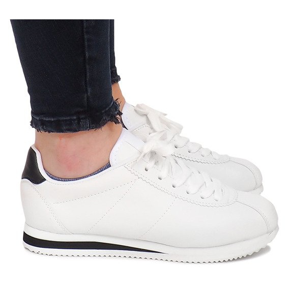 Sports Sneakers F350-2 White Sports Sneakers F350-2 White