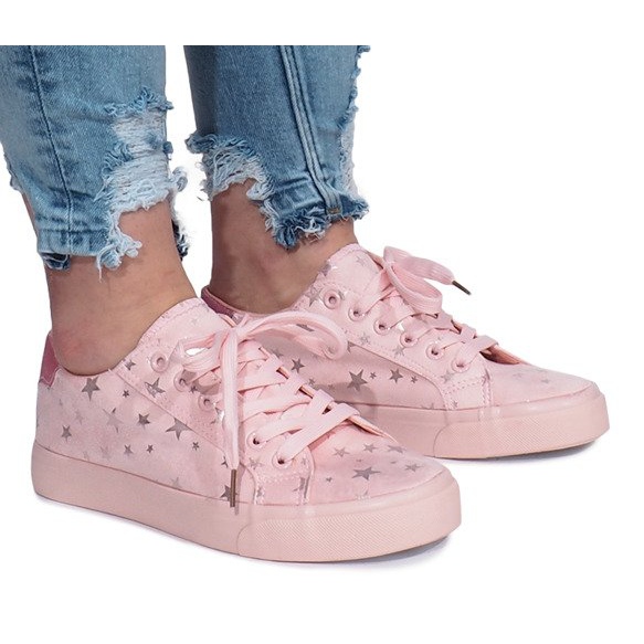 Pink sneakers from Brittany stars