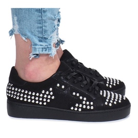Black sneakers from Angers stars