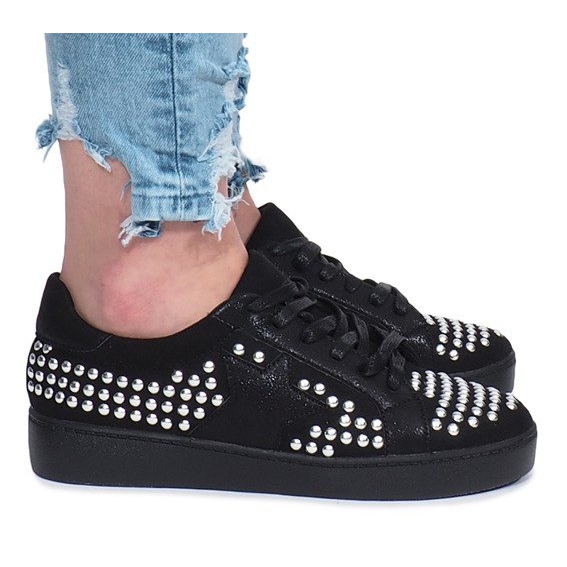 Black sneakers from Angers stars