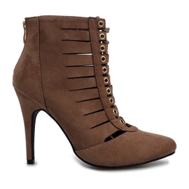 Openwork boots on a taupe Mokka heel brown