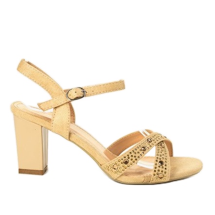 Beige high-heeled sandals 62225