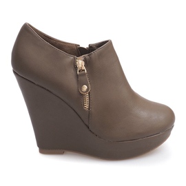 Wedge boots with a zipper S-210 Khaki green Wedge boots with a zipper S-210 Khaki green