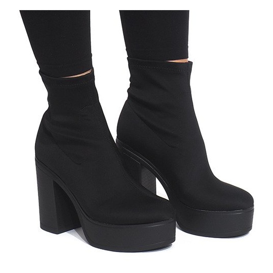 Boots On Heel With Elastic E4866 Black