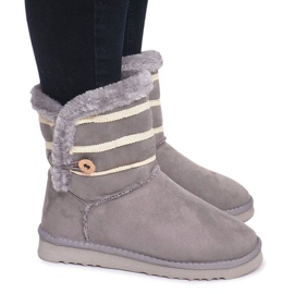 Black Eskimos 89-67 Gray grey