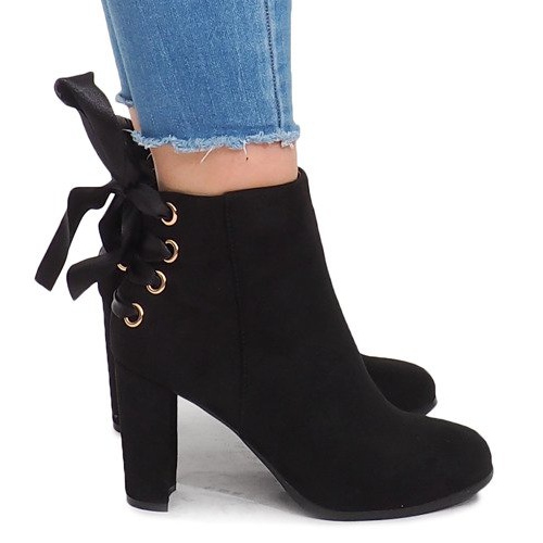 Boots On Heel With Bow A852 Black