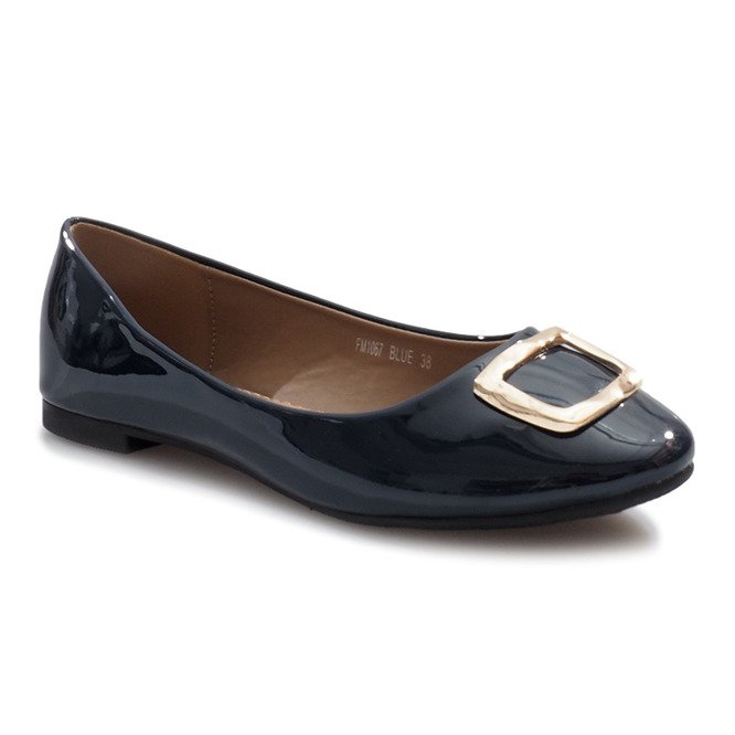 Navy blue ballerinas with a Fama buckle