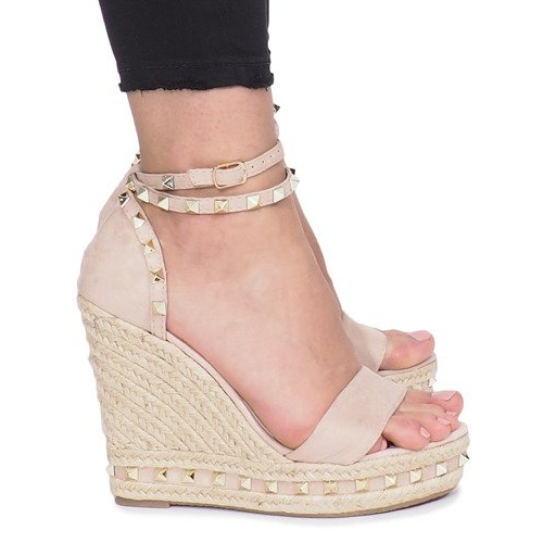 Beige wedge sandals with Lov'it studs