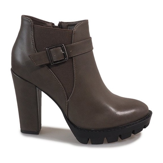 Khaki boots on the post FP002 multicolored green