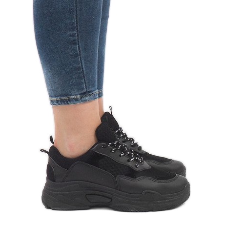 Black fashionable sports shoes 1801