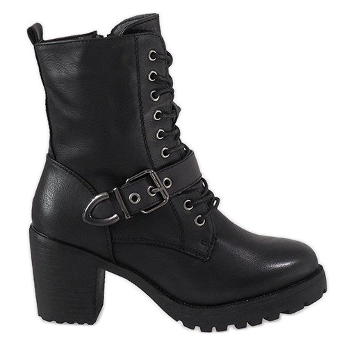 Black ankle boots on the S167 post