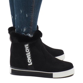 Black, fur-lined suede boots NB252P-1 Black, fur-lined suede boots NB252P-1