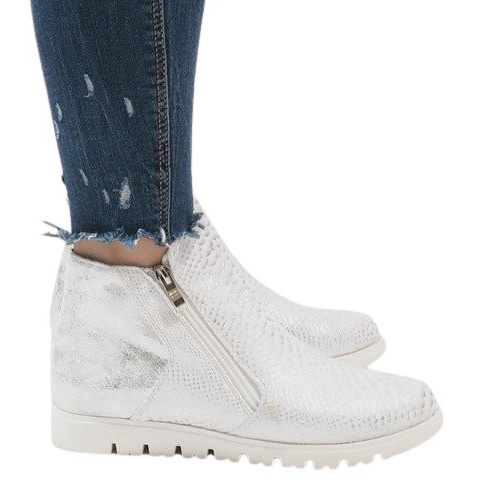GF-A596 silver sports boots grey