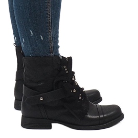 Black lace-up insulated boots F1610