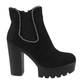 Black insulated boots 123-80