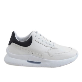 White R-377 sports shoes