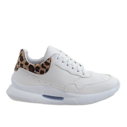 White R-377 sports shoes