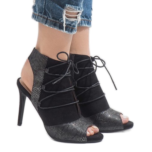 Black open boots on a HF168-3 heel