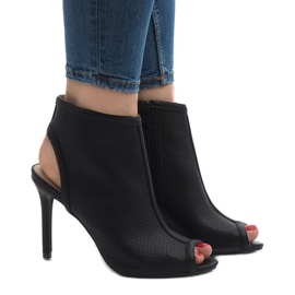 Black ankle boots 1551-150