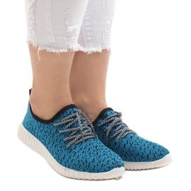 Blue MH-17 sports shoes