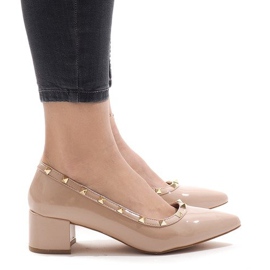 Pink lacquered pumps on the X-70 pillar Pink lacquered pumps on the X-70 pillar