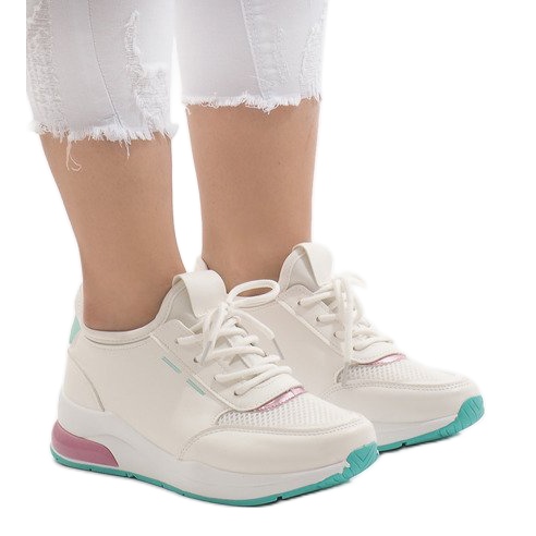 Multicolored fashionable sports shoes YM-31 L.GREEN white