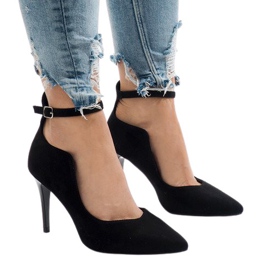 Black pumps on a B-54 heel