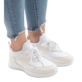 White sports shoes BY-069 White sports shoes BY-069