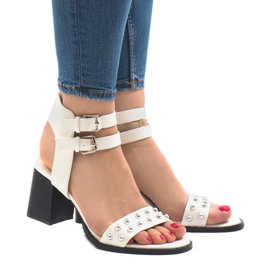 White high-heeled sandals 77-12
