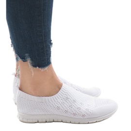 White sports shoes B111-13 White sports shoes B111-13