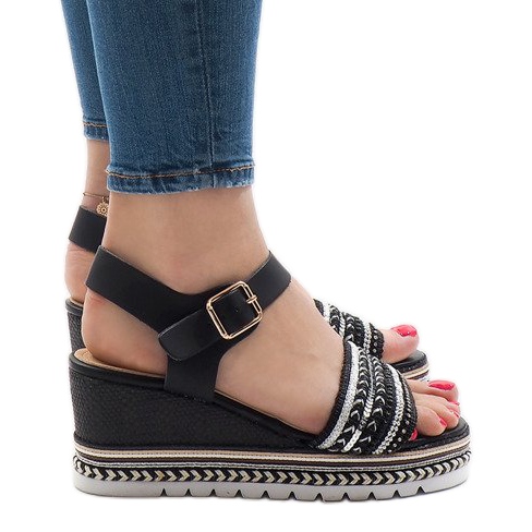 Black decorated wedge sandals YRT-72-1