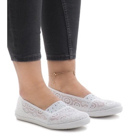 1148-Y white lace-up sneakers