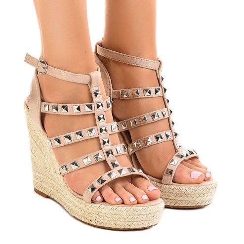 Beige wedge sandals 9529