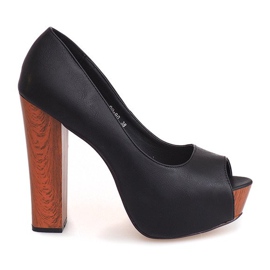 Open Pumps On A Bar 99-90 Black Open Pumps On A Bar 99-90 Black