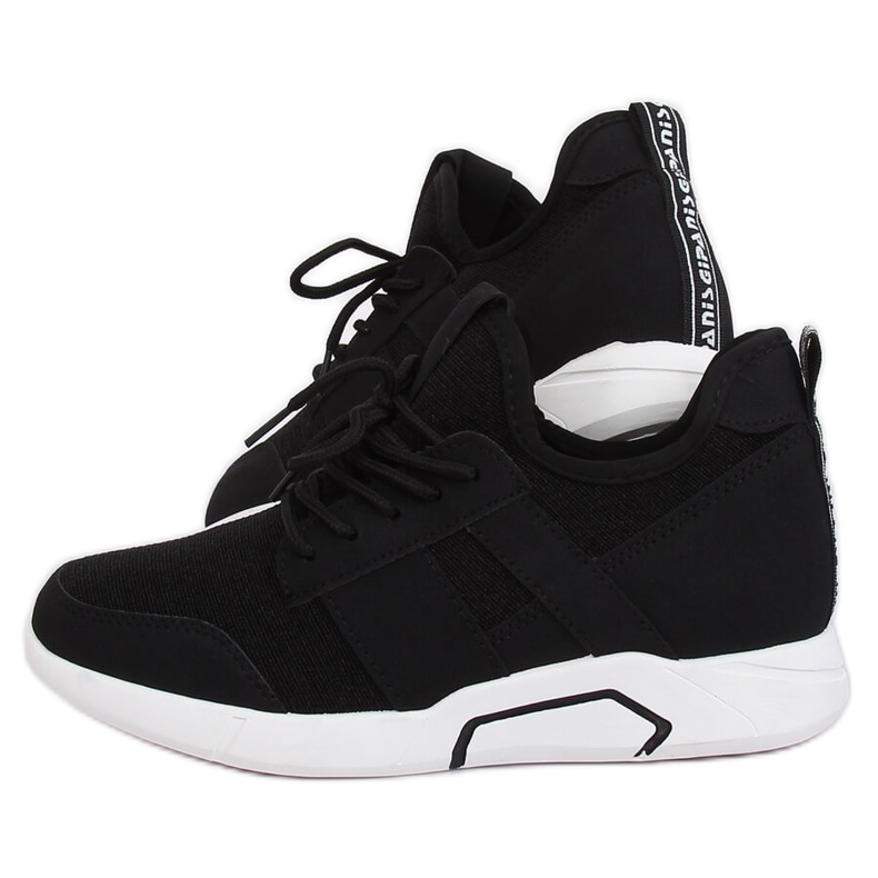 Black sports shoes X-9762 Black