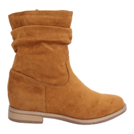 Boots on a hidden honey wedge NC838 Camel brown
