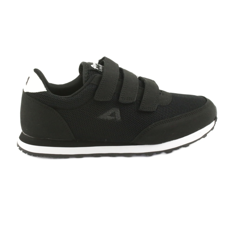 American Club WT25 black sports shoes