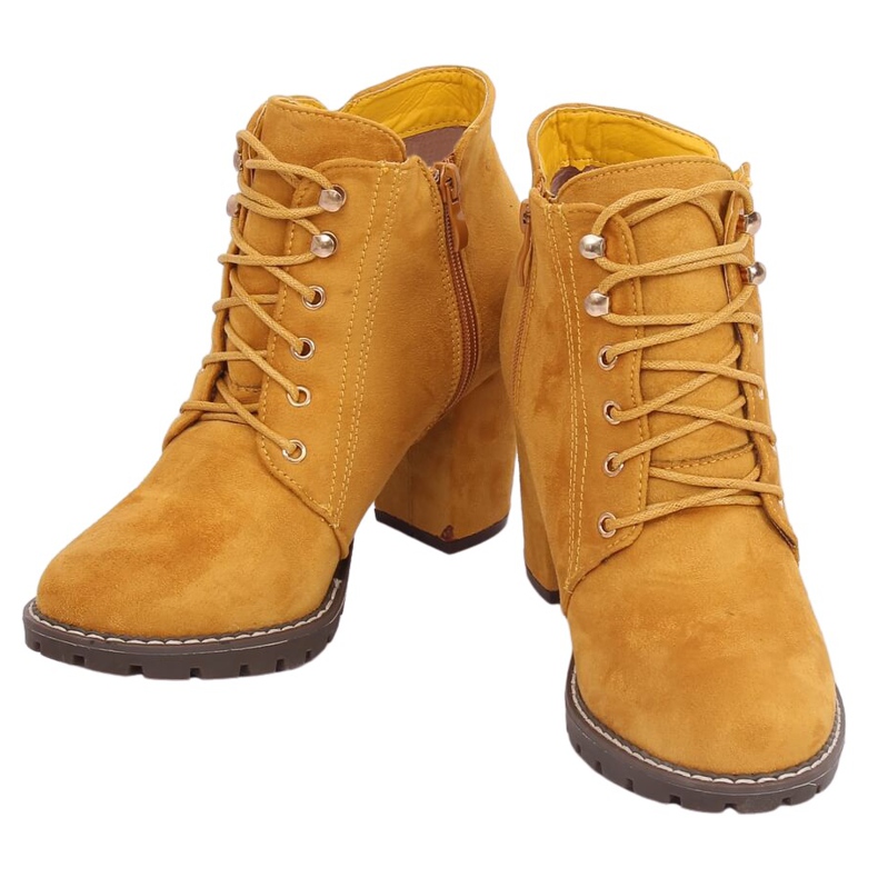 High-heeled boots in honey 995-30 Yellow