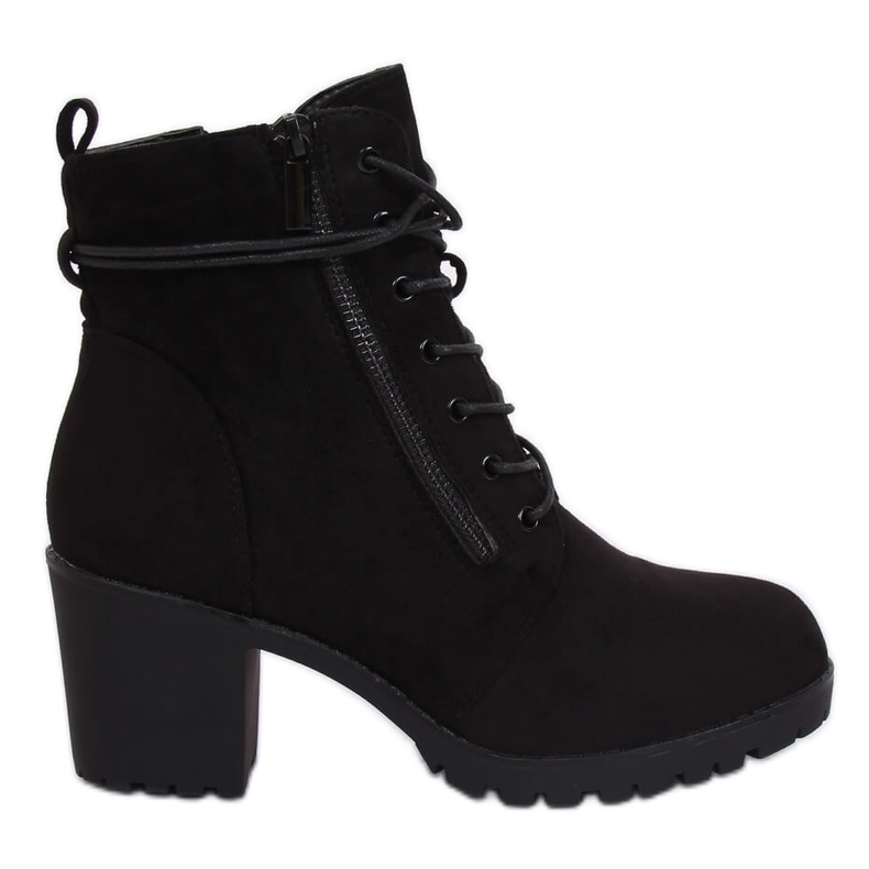 Black boots on the protector W358 Black