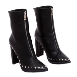 Black high-heeled boots NS062P Black